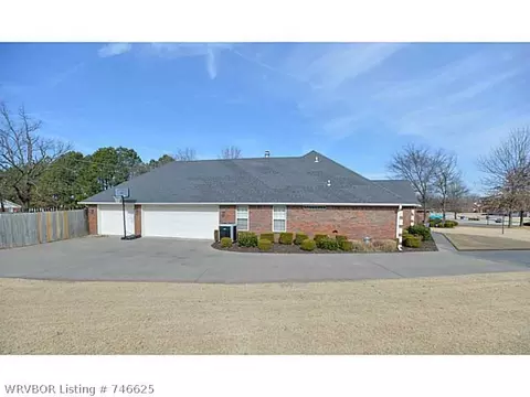 12308 Stonechase Dr, Fort Smith, AR 72916 photo 2