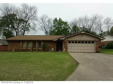 5110 Fresno St, Fort Smith, AR 72903 photo 1