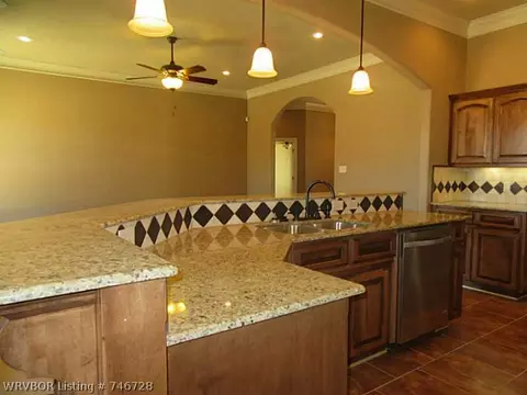 12915 Diamond Ln, Fort Smith, AR 72916 photo 5