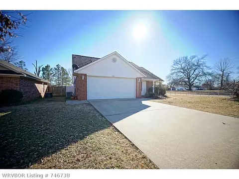 705 Nikolas St, Lavaca, AR 72941 photo 3