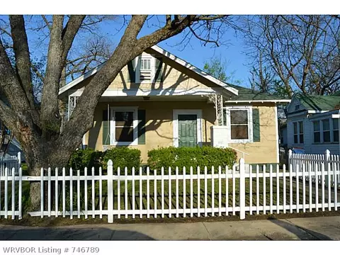 618 N 34th St, Fort Smith, AR 72903 photo 1