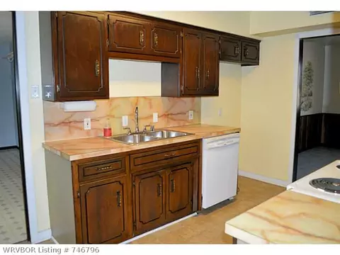 1807 Horne St, Lavaca, AR 72941 photo 5