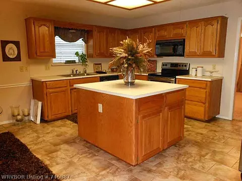 9704 Weddington Rd, Fort Smith, AR 72908 photo 2