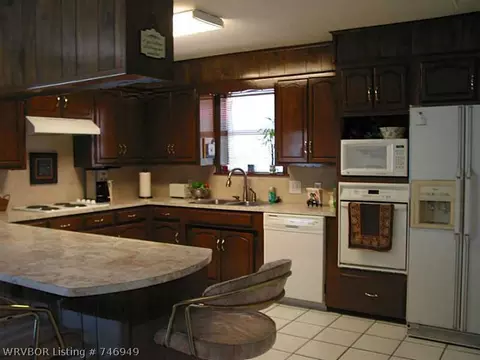 1400 Bugscuffle Rd, Lavaca, AR 72941 photo 6