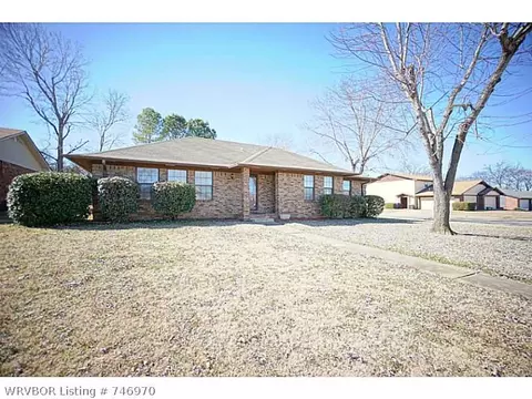 1700 Prestwick Dr, Fort Smith, AR 72908 photo 1