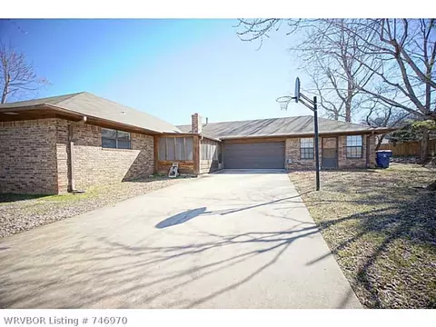 1700 Prestwick Dr, Fort Smith, AR 72908 photo 4