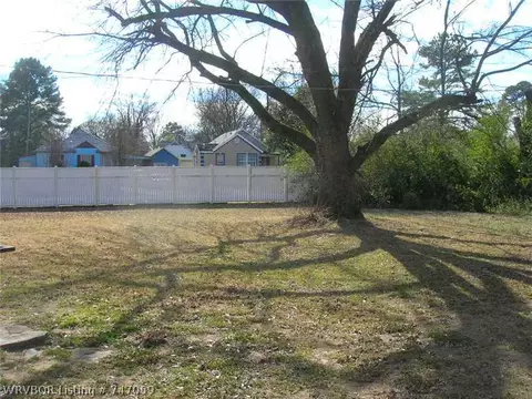 1901 N Albert Pike Ave, Fort Smith, AR 72904 photo 25