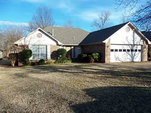 9613 Croxted Rd, Fort Smith, AR 72908 photo 1