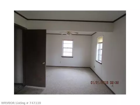 104 S 15th St, Lavaca, AR 72941 photo 4