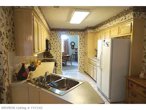 1115 Karry Ln, Fort Smith, AR 72916 photo 9