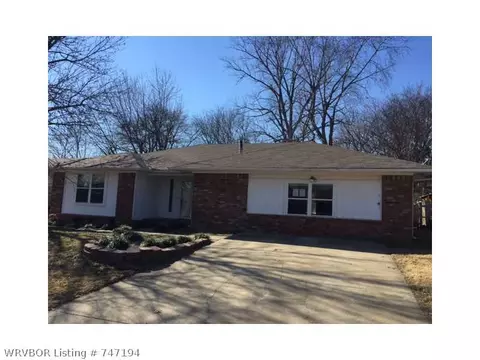 3212 S 56th St, Fort Smith, AR 72903 photo 1