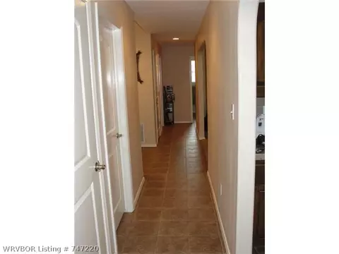 1404 Keystone Loop, Mulberry, AR 72947 photo 4