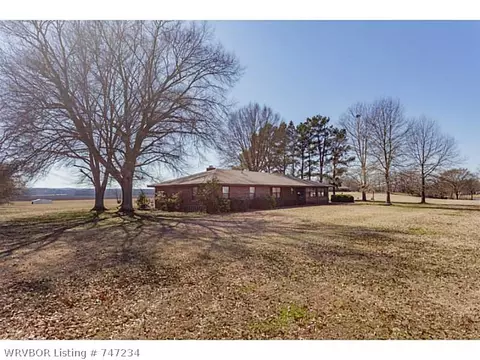 5207 Park Rd, Lavaca, AR 72941 photo 3
