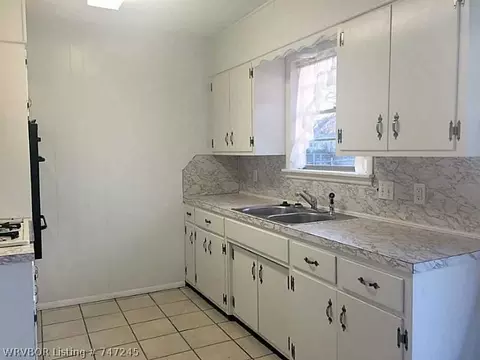 8118 Colony Ln, Fort Smith, AR 72908 photo 7
