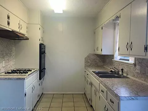 8118 Colony Ln, Fort Smith, AR 72908 photo 6