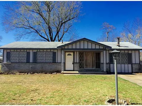 8118 Colony Ln, Fort Smith, AR 72908 photo 2