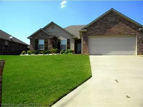 1804 Fairbanks Dr, Barling, AR 72923 photo 1