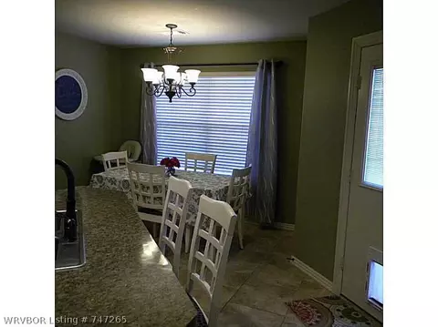 1804 Fairbanks Dr, Barling, AR 72923 photo 4
