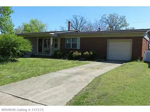 2823 S 36th St, Fort Smith, AR 72903 photo 1