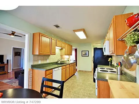 6408 Fallstone Rd, Fort Smith, AR 72916 photo 8