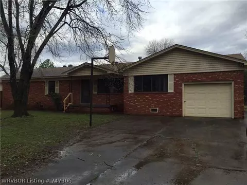 8306 Holly Ave, Fort Smith, AR 72908 photo 1