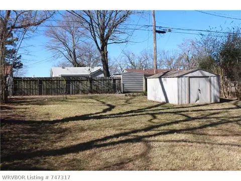 1209 N 45th St, Fort Smith, AR 72904 photo 4