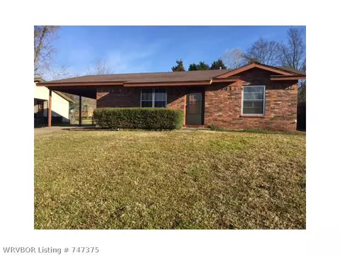 702 K St, Barling, AR 72923 photo 1