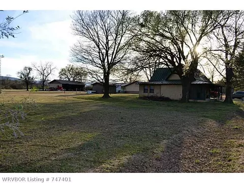 601 W Howard St, Mansfield, AR 72944 photo 3