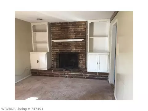 706 K St, Barling, AR 72923 photo 3