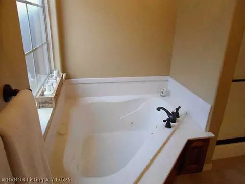 12833 Marble Dr, Fort Smith, AR 72916 photo 17