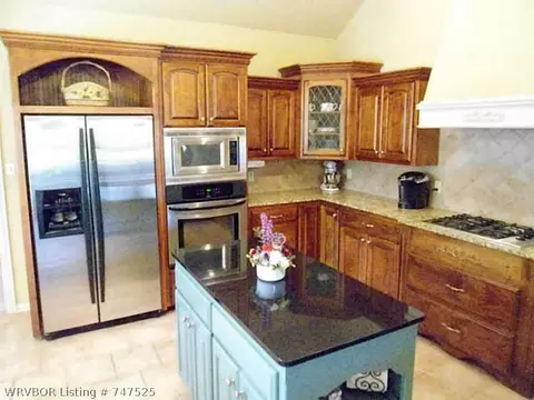12833 Marble Dr, Fort Smith, AR 72916 photo 6