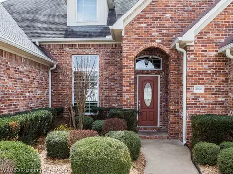 5908 Valley View Dr, Fort Smith, AR 72916 photo 2
