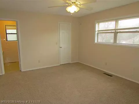 3300 S 32nd St, Fort Smith, AR 72903 photo 9