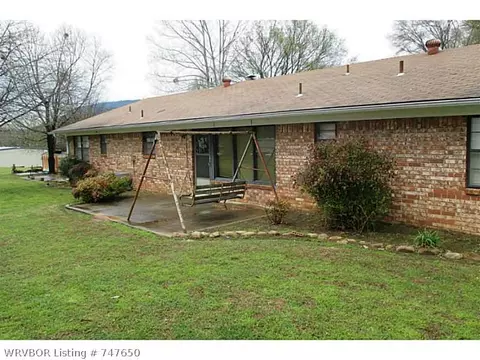 404 W Main St, Paris, AR 72855 photo 2