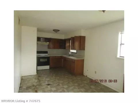 609 N 35th St, Ozark, AR 72949 photo 3