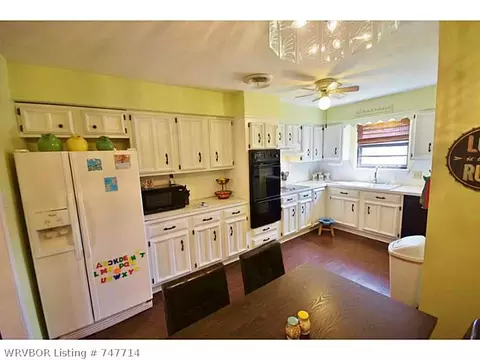 8723 S 30th Ter, Fort Smith, AR 72908 photo 4