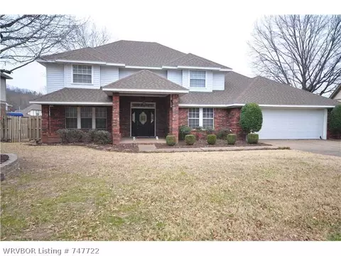 8813 Canterbury Cv, Fort Smith, AR 72903 photo 1