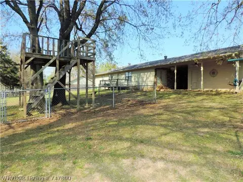 204 Smith St, Pocola, OK 74902 photo 6