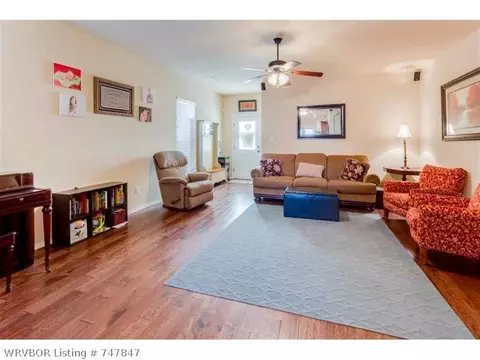 2917 Brighton Ct, Fort Smith, AR 72903 photo 2