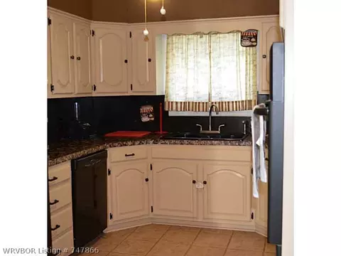 2321 S S 26 St, Fort Smith, AR 72901 photo 3