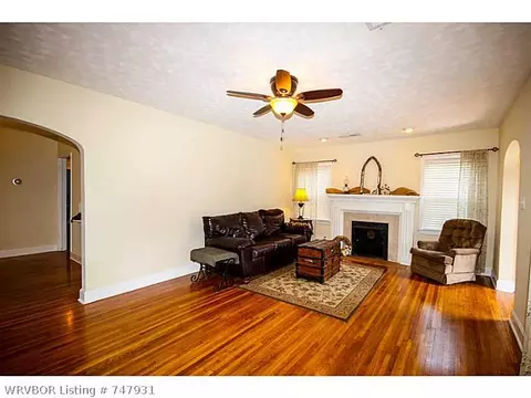 2401 S N St, Fort Smith, AR 72901 photo 2