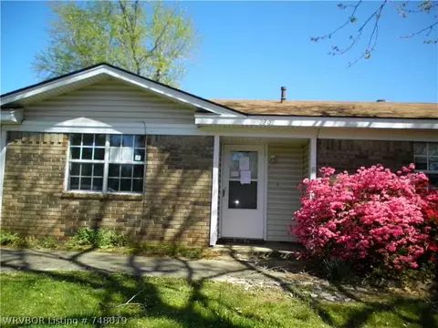 2202 Barbara Ln, Lavaca, AR 72941 photo 2