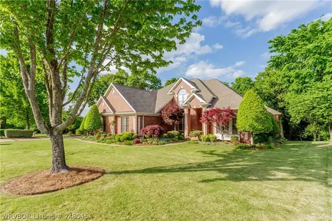 10703 Saint Anthony Ct, Fort Smith, AR 72908 photo 2