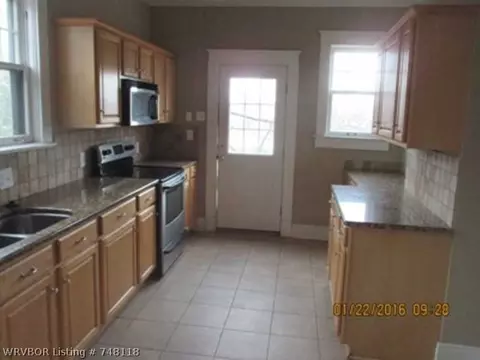 2723 Lela St, Fort Smith, AR 72901 photo 4