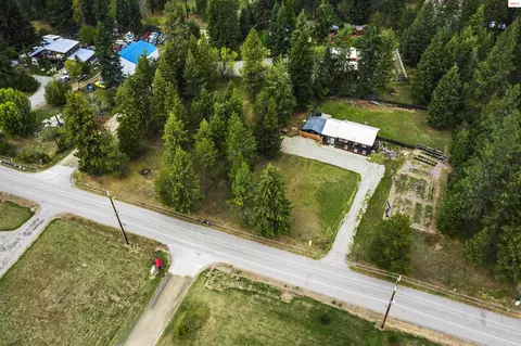 2175 Roosevelt Rd, Moyie Springs, ID 83845