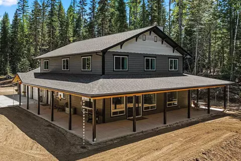 148 Flicker Rd, Moyie Springs, ID 83845