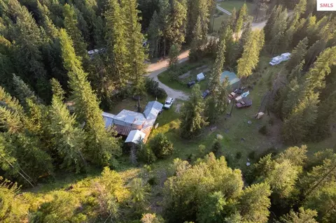 1759 Perkins Lake Rd, Moyie Springs, ID 83845