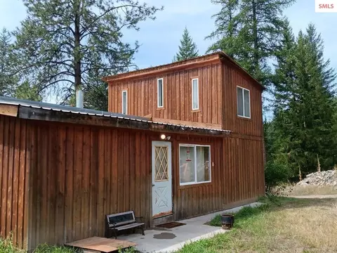 359 Curley Creek Rd, Moyie Springs, ID 83845