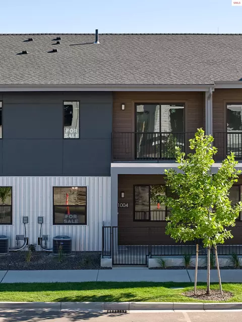 1004 E 4th Ave, Post Falls, ID 83854