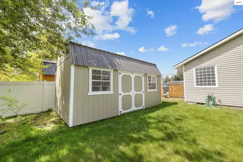 2450 E Black Forest Ave, Post Falls, ID 83854 photo 27